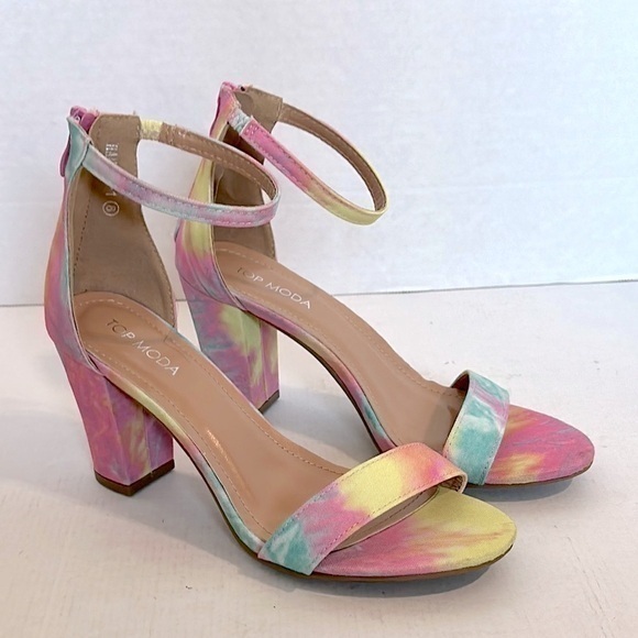 TOP Moda Shoes - Top Moda Hannah tye dye block Heeled Sandals size 8